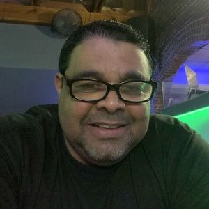 Meet your Posher, Luis